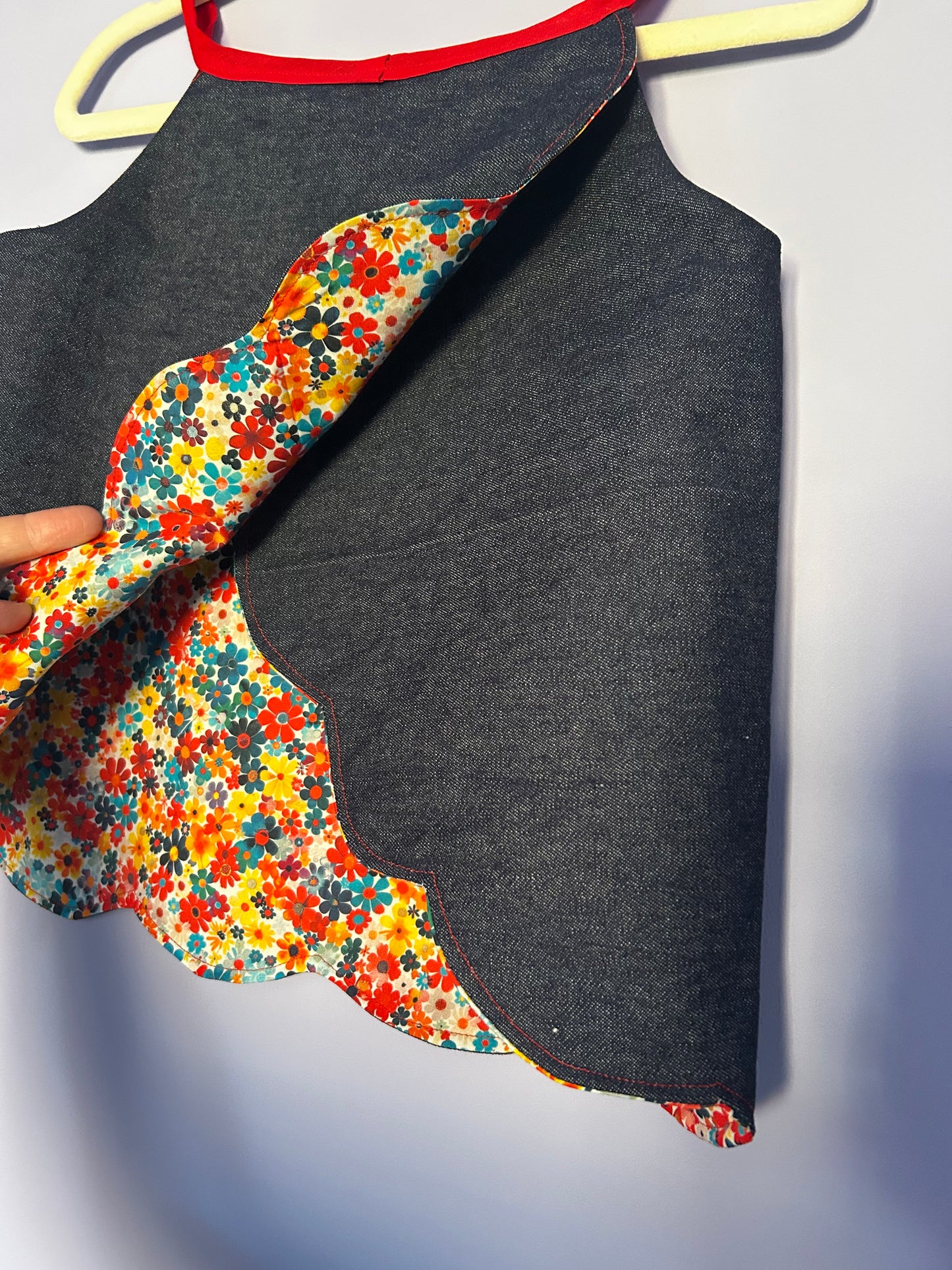 Floral Scalloped Swing Vest Top