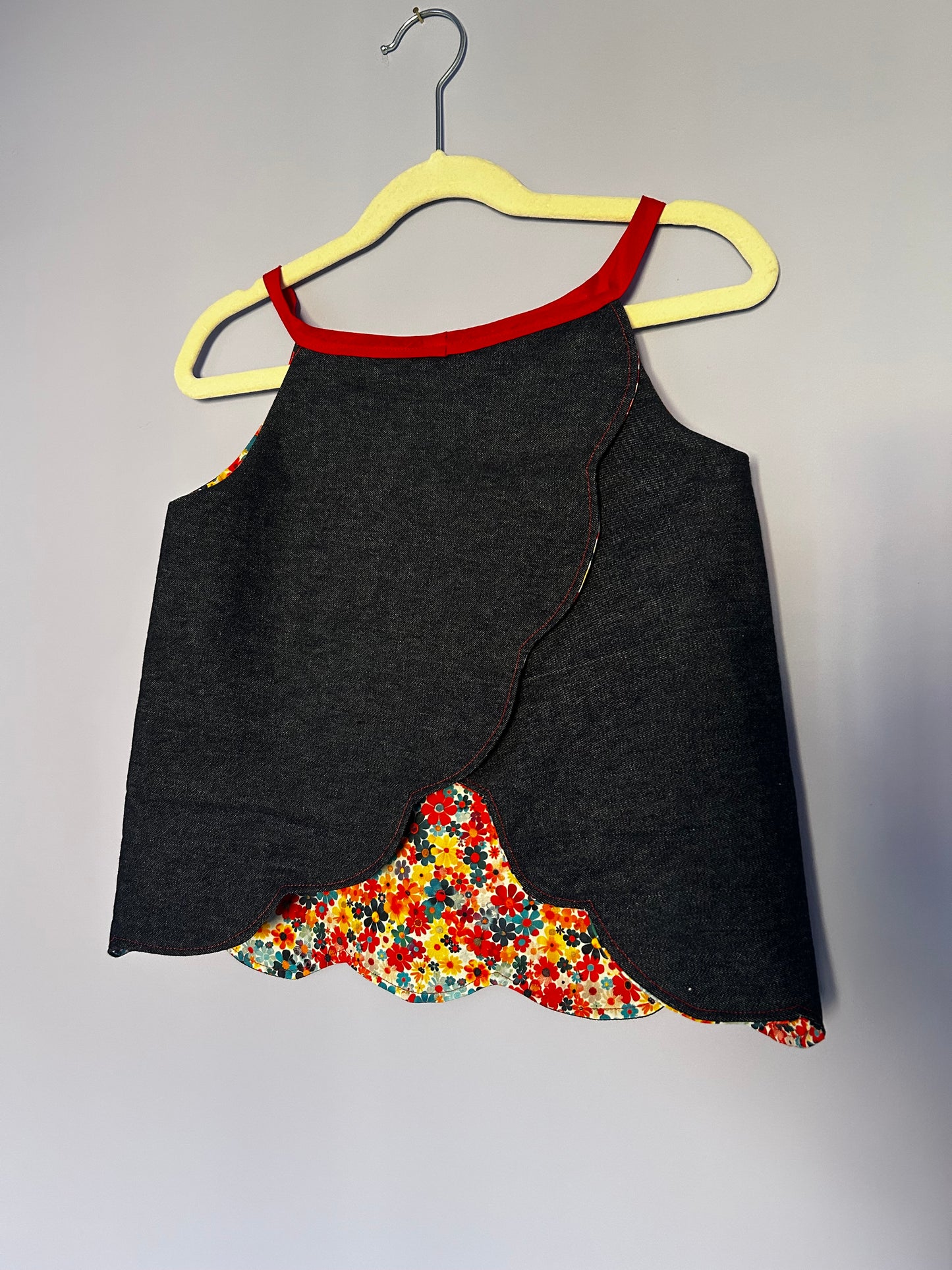 Floral Scalloped Swing Vest Top